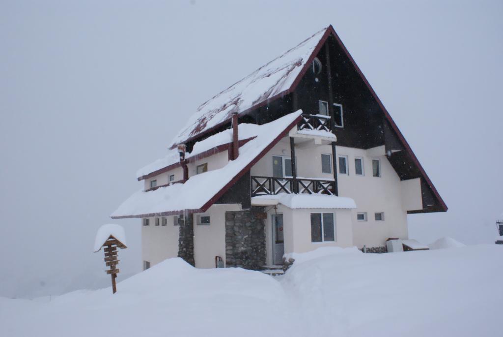 Hostel Snow House Gudauri Exterior foto